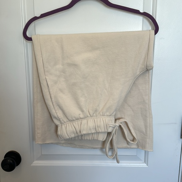 URBAN OUTFITTER OUT FROM UNDER TOMMY CULOTTE SWEATPANTS IVORY SMALL - Picture 3 of 7